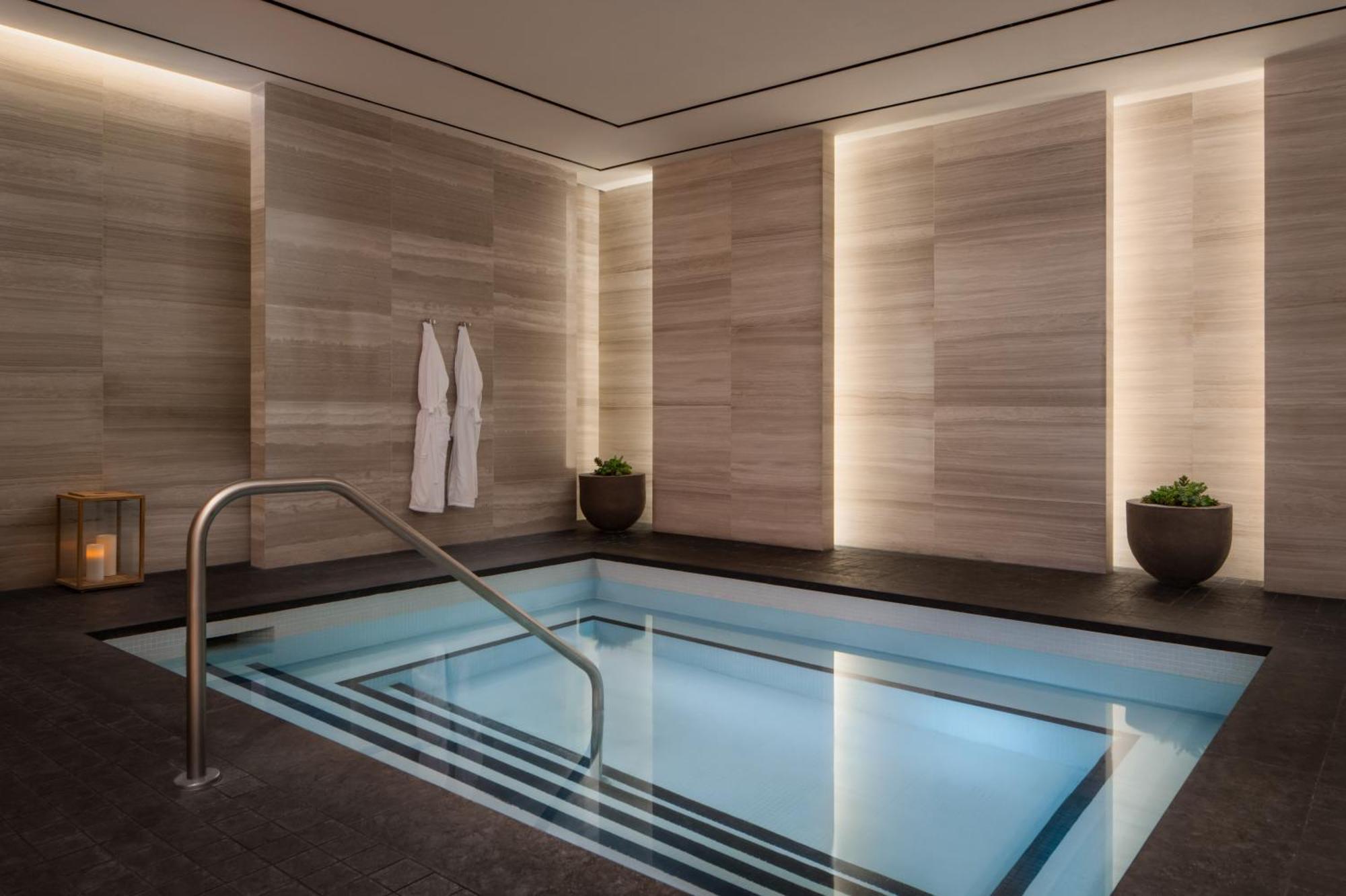 Four Seasons Hotel Toronto Exterior foto